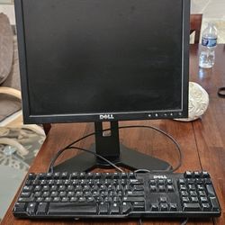 Dell Monitor And Keyboard 