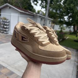 Gavin South Brown Bear PANIC CATTACK Size 11