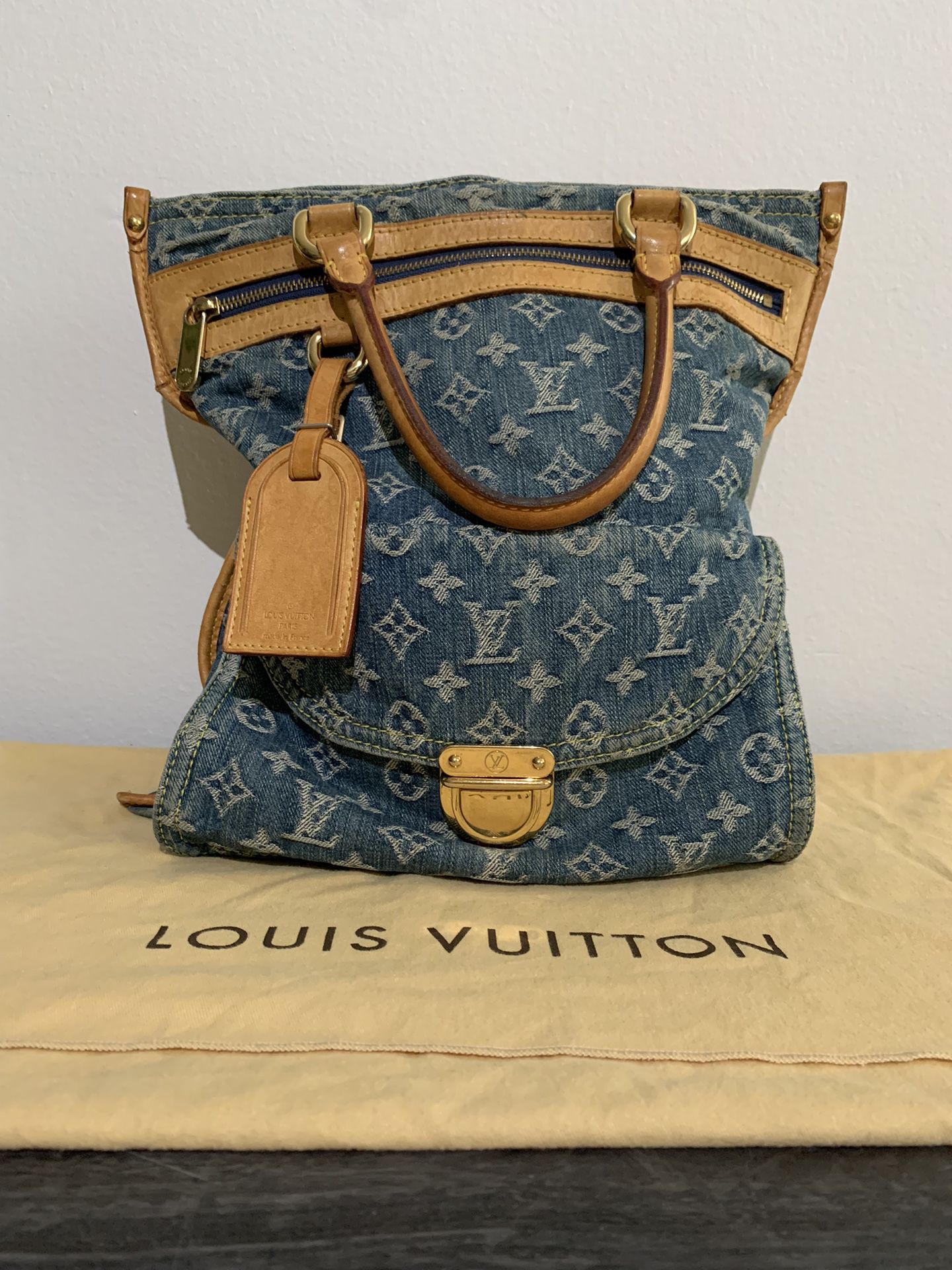 NIB Louis Vuitton sac plat XS for Sale in Irvine, CA - OfferUp