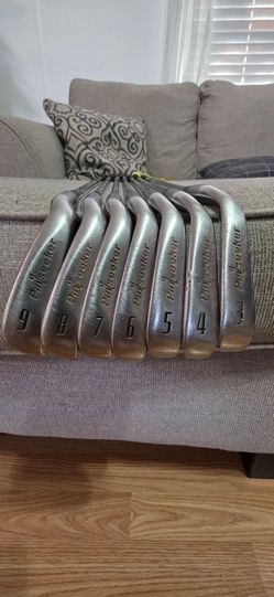 Pinseeker Irons