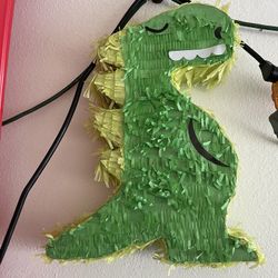 Dinosaur Piñata 