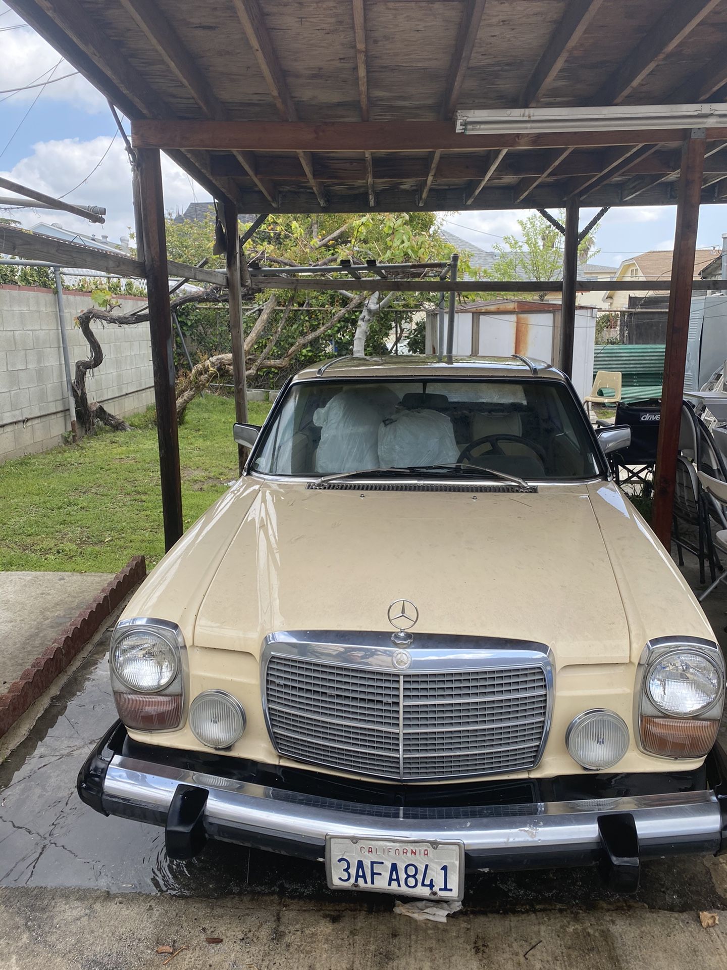 1975 Mercedes Benz 280c 2 door coupe