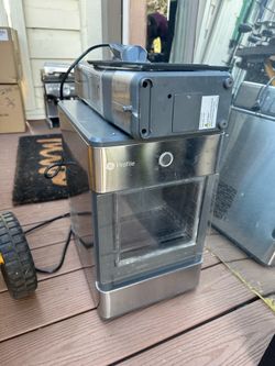 GE Profile crushed ice maker