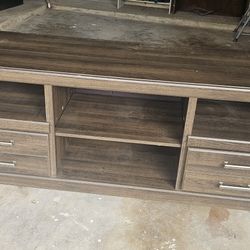 Modern Wood TV Stand / Entertainment Center – Great Condition