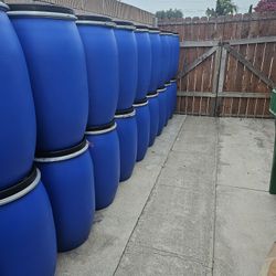 35 Gallons Drums With Removable Lid(Barriles)(Drums)