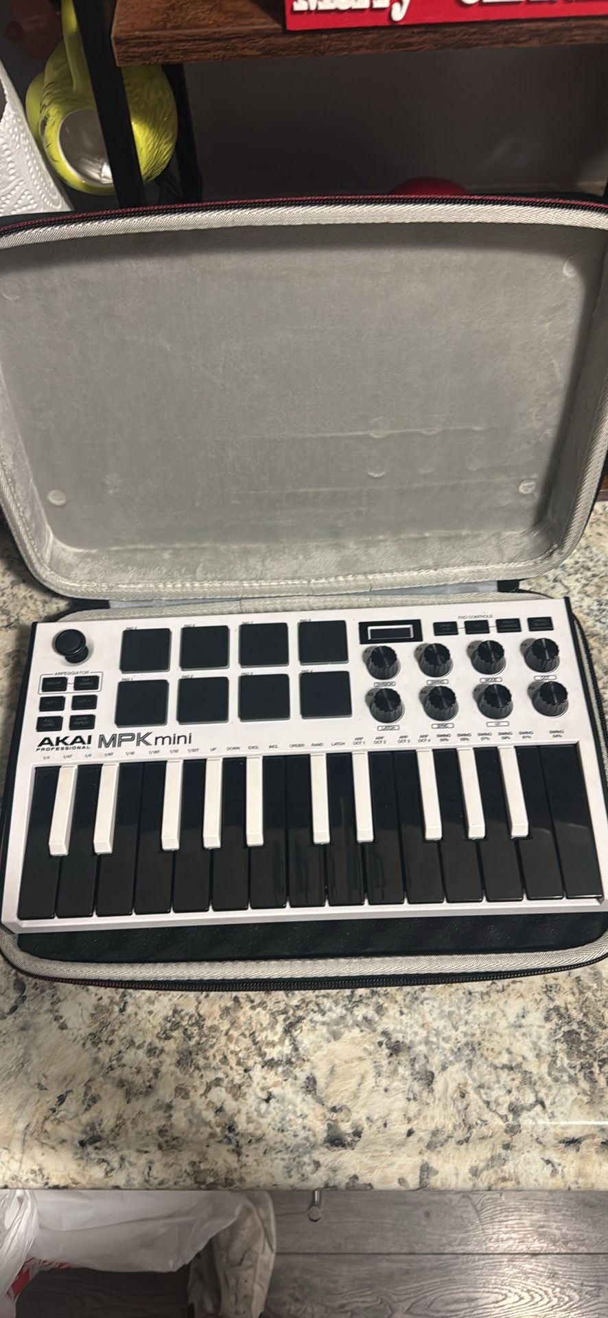 Akai MPK Mini MK3-25 keys *NO USB CABLE INCLUDED*