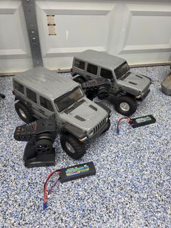 2 Axial SCX10 III remote control Jeeps with extras