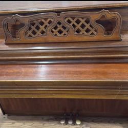 *Free* Kimball Piano 