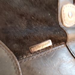 Very nice Dansko Venom Boots