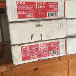 Box of 4,000 Fence/House screws