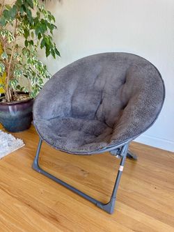 Foldable saucer chair