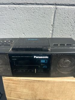 PANASONIC RC-X210 AM/FM STEREO BOOMBOX RADIO WITH LED ALARM CLOCK WORKS