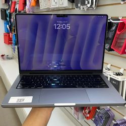 Macbook Pro M2 16ram 512gb 