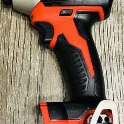 NEW MILWAUKEE M18 IMPACT DRIVER 