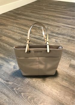 Micheal Kors Bag