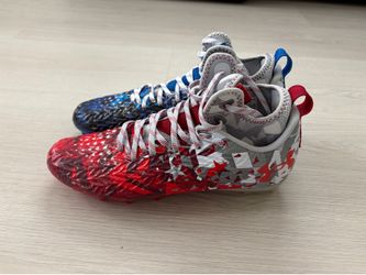 Football cleats like new