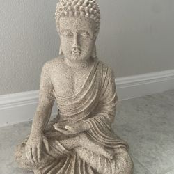 Serene Meditating Buddha Statue