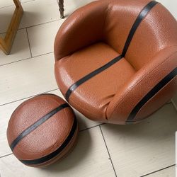 Kids Basketball Chair Excellent Condition Payed 499$ 