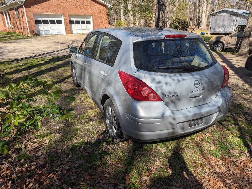 2008 Nissan Versa Need Transmission Or For Parts