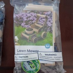 3/$10 🌟 NEW Lowe's Wooden Toy Lawn Mower Kids Project/ Craft
