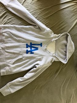Women’s dodger sweater