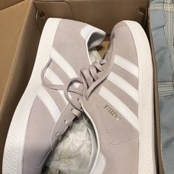 Adidas Snickers Size New Size 7