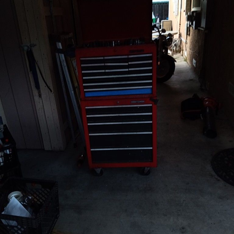 Craftsman Top And Bottom Tool Box