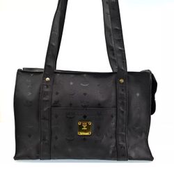 M C M Visetos Leather Tote Shoulder Bag Black 