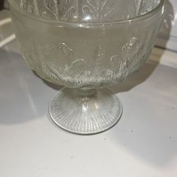 Vintage, FTD 1973 Glass, Oak Pattern Compote Dish 