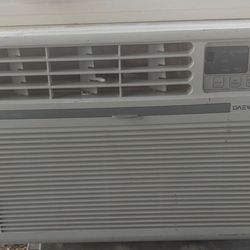 Daewoo Window Air Conditioner 