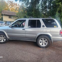 Nissan Pathfinder 