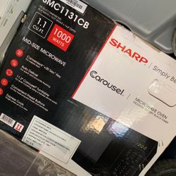 Sharp Carousel Microwave Oven 