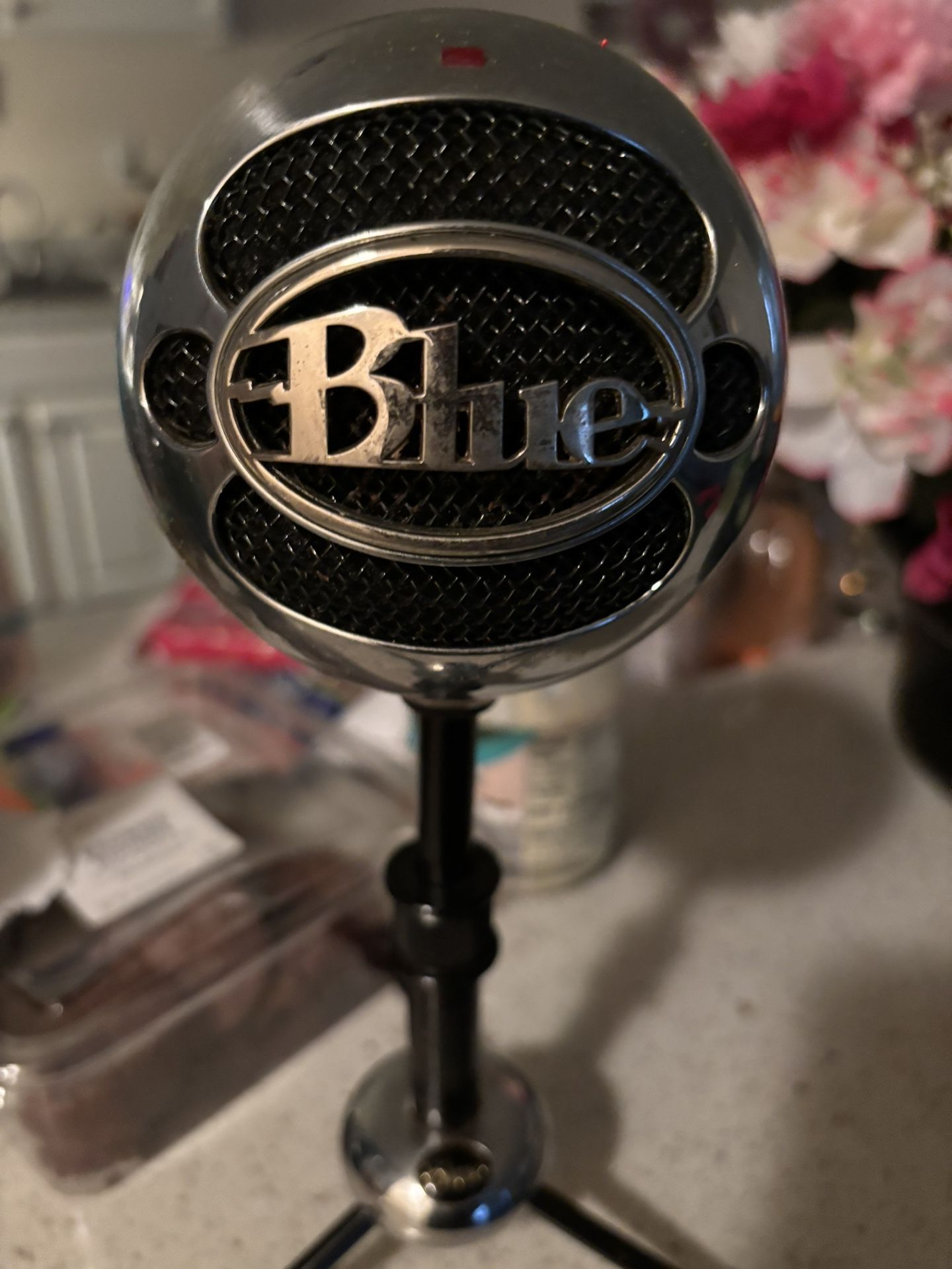 Blue Mic Ball