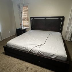 King Bedroom Set