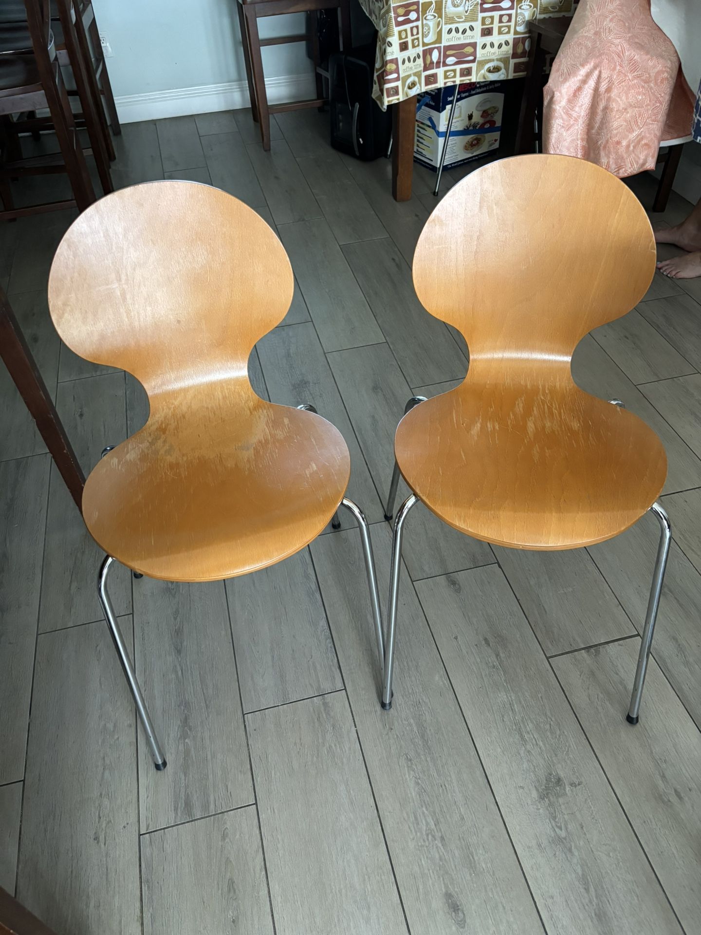 Bauhaus Table Chairs