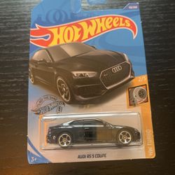 Hot Wheels Audi Rs 5