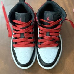 Kids Jordan Shoes