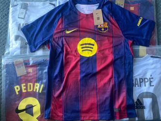 Barcelona jersey Pedri