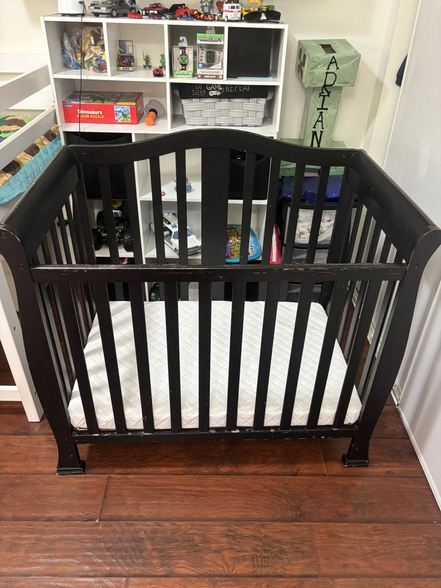 Mini Crib