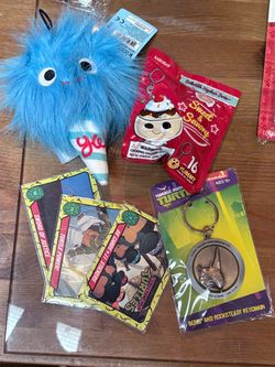 Mixed Collectibles Bundle Lot