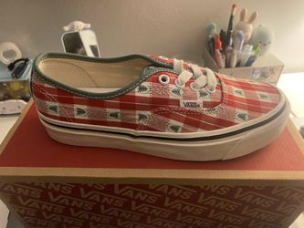 Vans Authentic Christmas Flannel Women’s Size 7