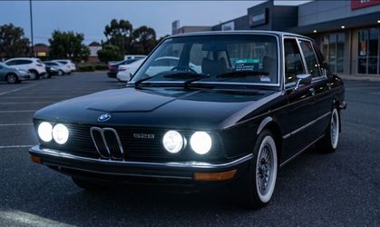 CLASSIC BMW GLASS OEM STYLE LED HEADLIGHTS