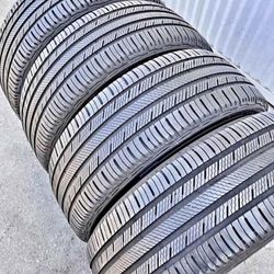 235/65/18 Vendo Un Set De Llantas Marca Michelin en Muy Buenas Condiciones De Vida Las 4 ✅🏁🏁