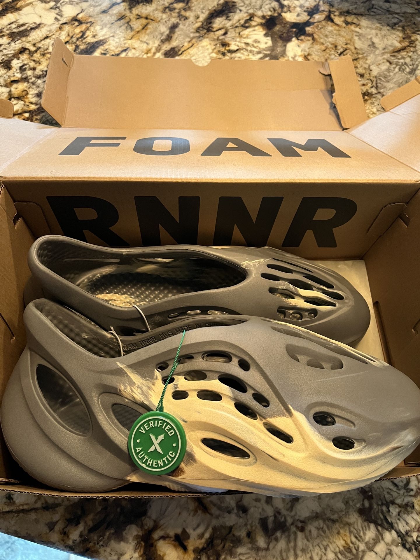 Yeezy Foam Runner MXT Moon Grey