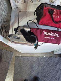Makita 3x24 Belt Sander