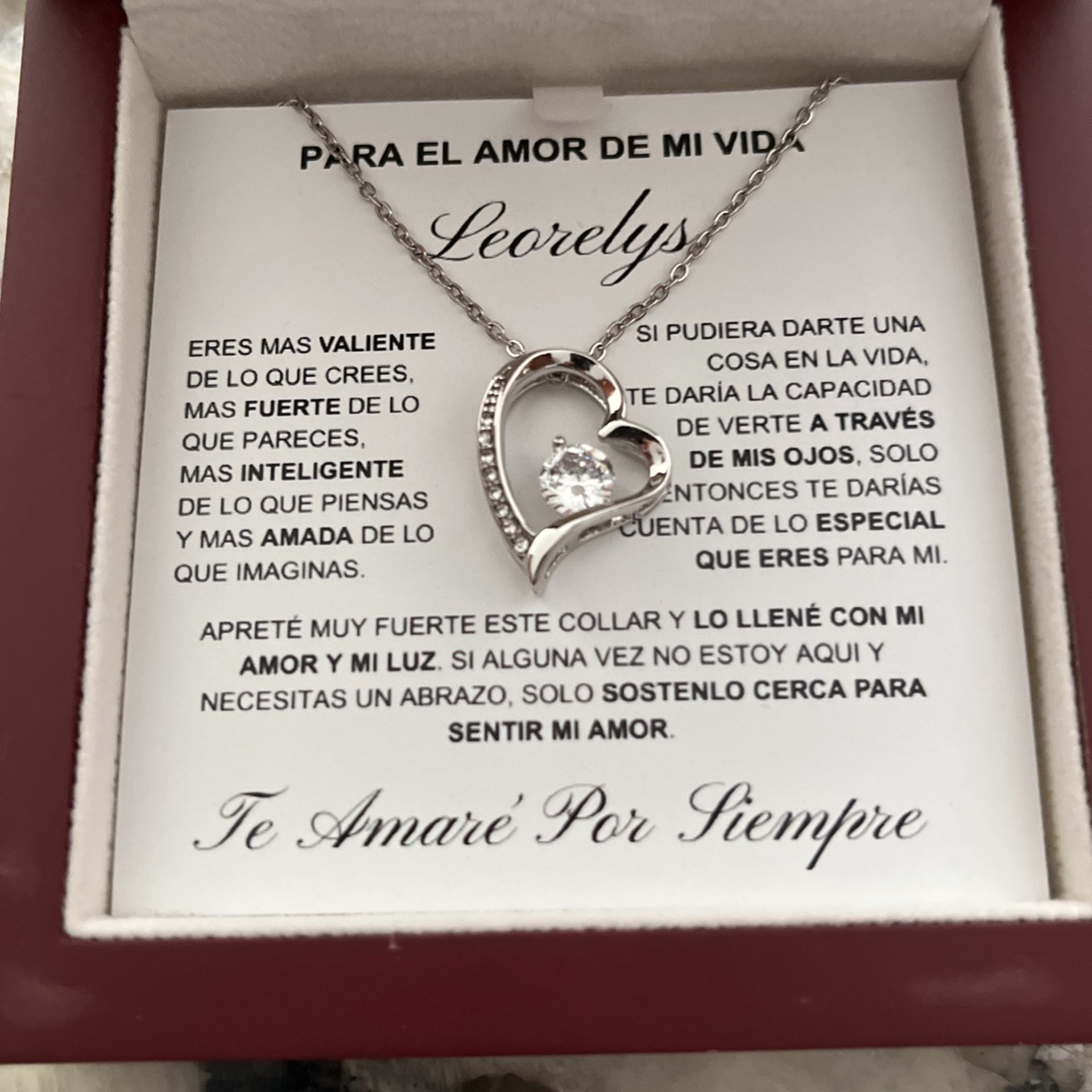 Sterling silver necklace with heart in Spanish