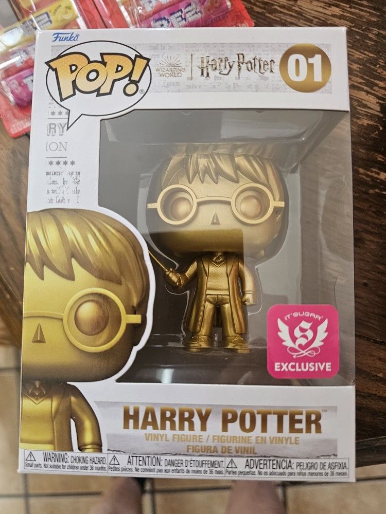 Gold Harry Potter 01 Pop Exclusive 25.00 Sealed