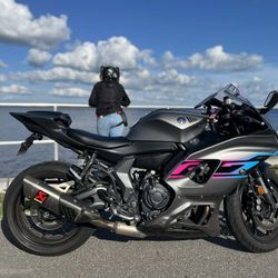 2024 Yamaha R7