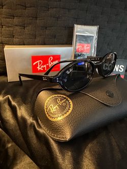 New RayBans - Box, Pouch Cloth All Included
