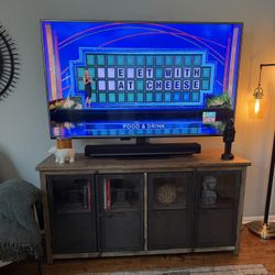 LG 4k Smart TV 65”